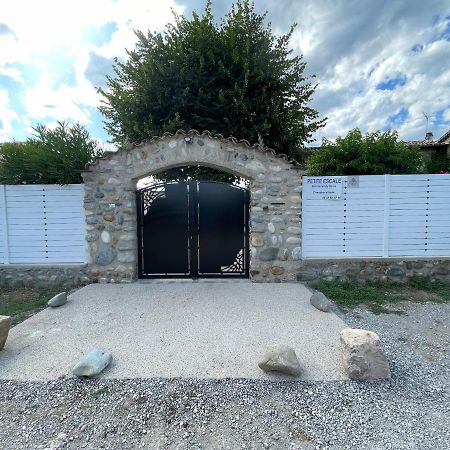 Apartmán Petite'Escale Charmes-sur-Rhone Exteriér fotografie