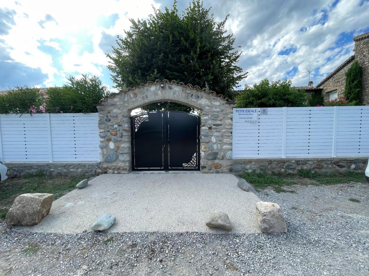 Apartmán Petite'Escale Charmes-sur-Rhone Exteriér fotografie